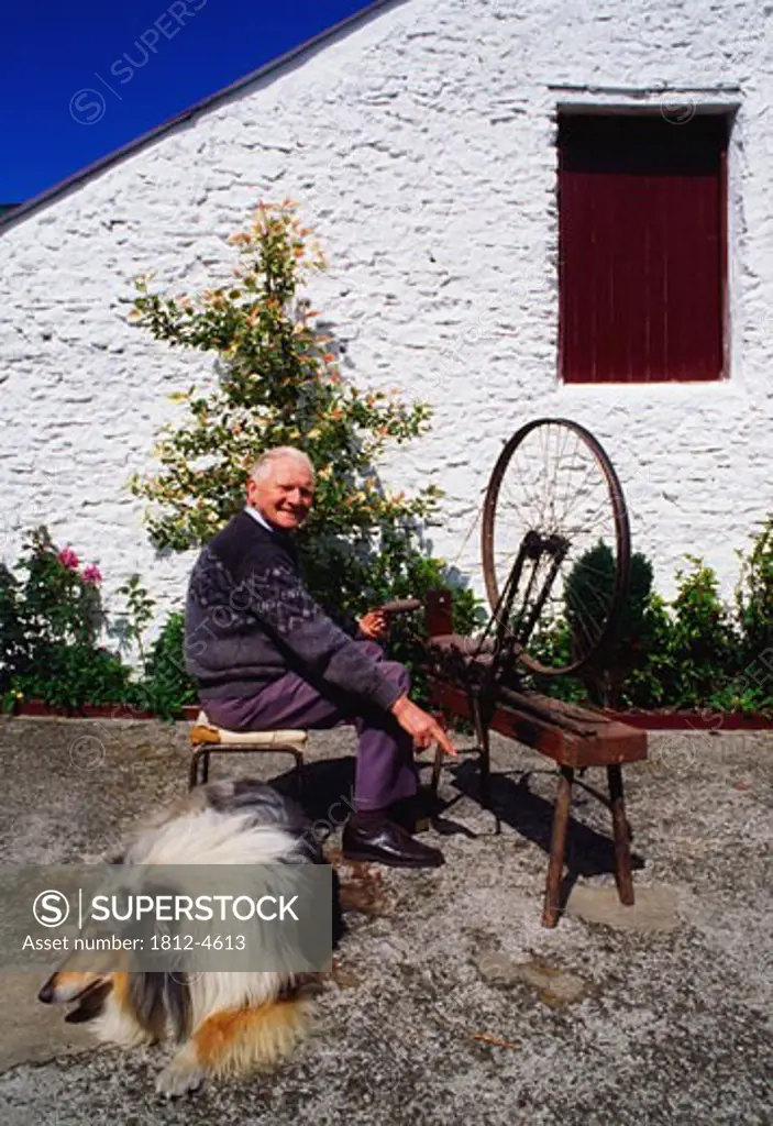 Traditional Crafts, Spinning Wheel, Ardara Co Donegal