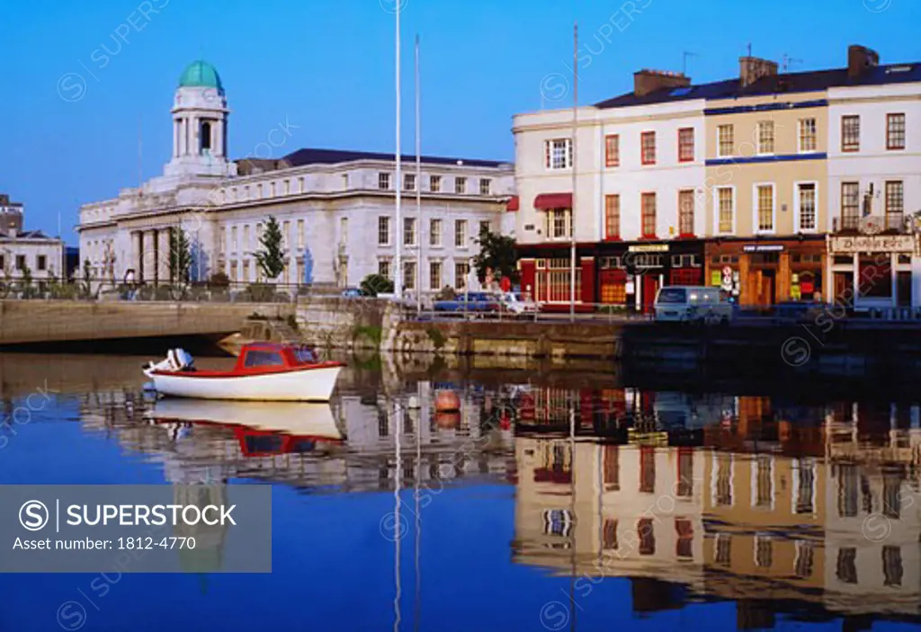 City Hall, River Lee, Cork City, Co Cork, Ireland