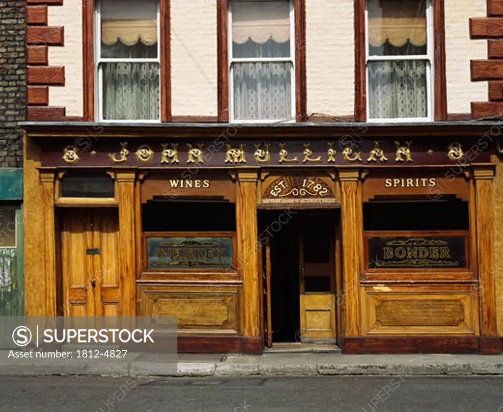 Mulligans Pub, Poolbeg Street, Dublin, Ireland