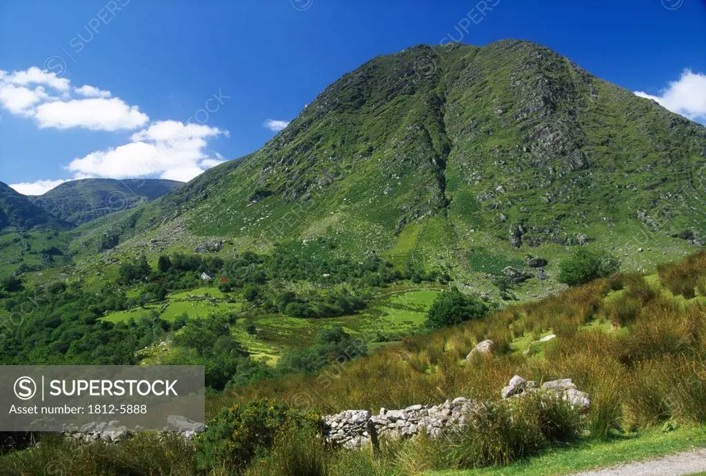Broaghabinnia Mountain, Black Valley, Killarney National Park; Ireland, Mountain scenic