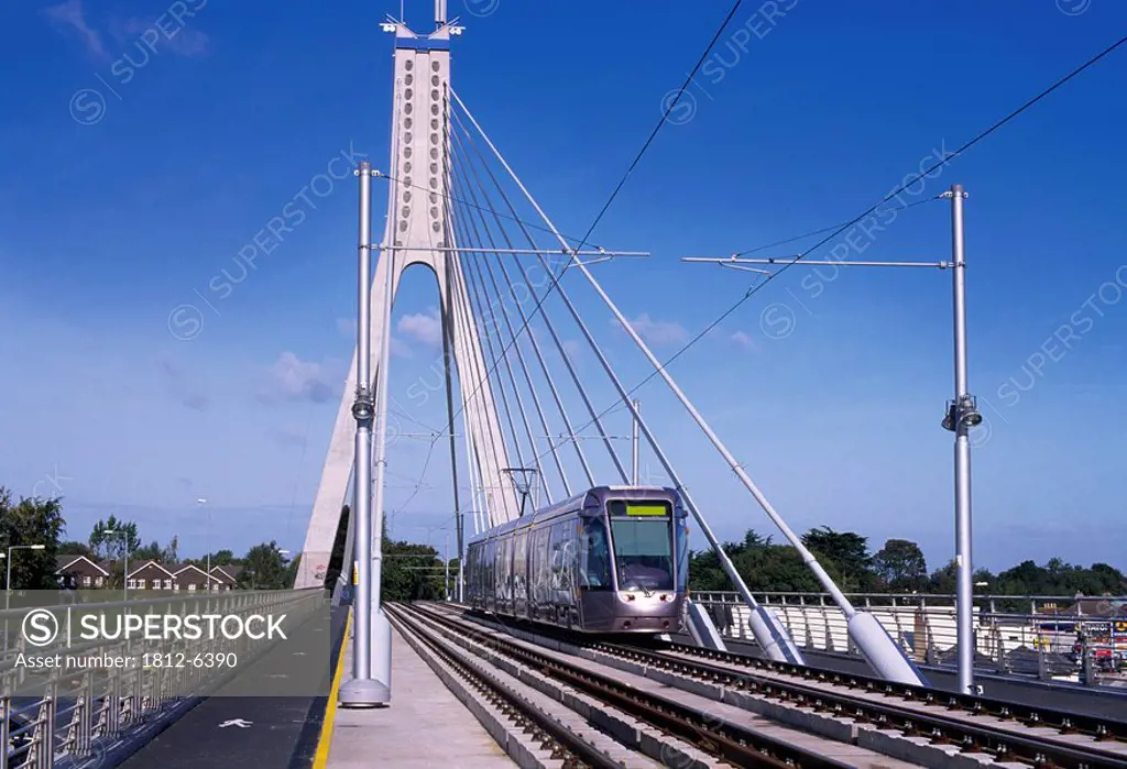 Dundrum Bridge, Dublin, Ireland, Luas light rail system