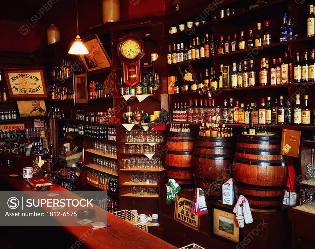 Morrissey´s, Abbeyleix, Co Laois, Ireland, Interior of an Irish pub