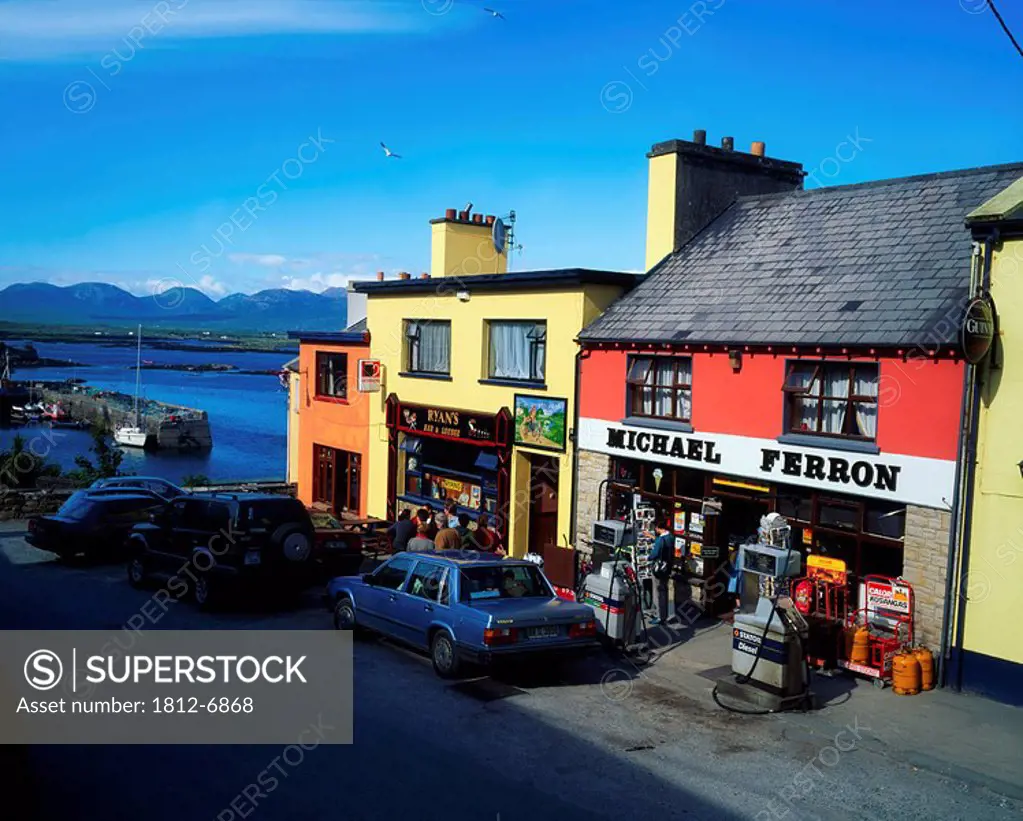 Roundstone Village, Connemara, Co Galway, Ireland