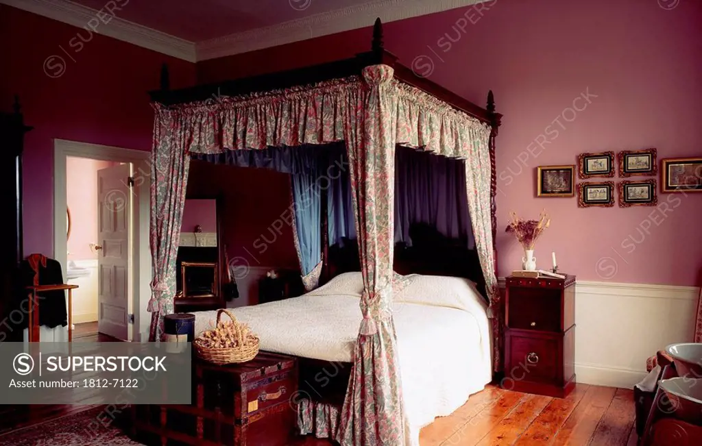 Frybrook House, Boyle, Co Roscommon, Ireland, Bedroom in an 18th Century home