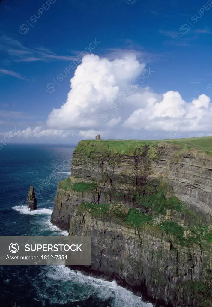 Cliffs Of Moher, Co Clare, Ireland, Cliffs over the Atlantic Ocean