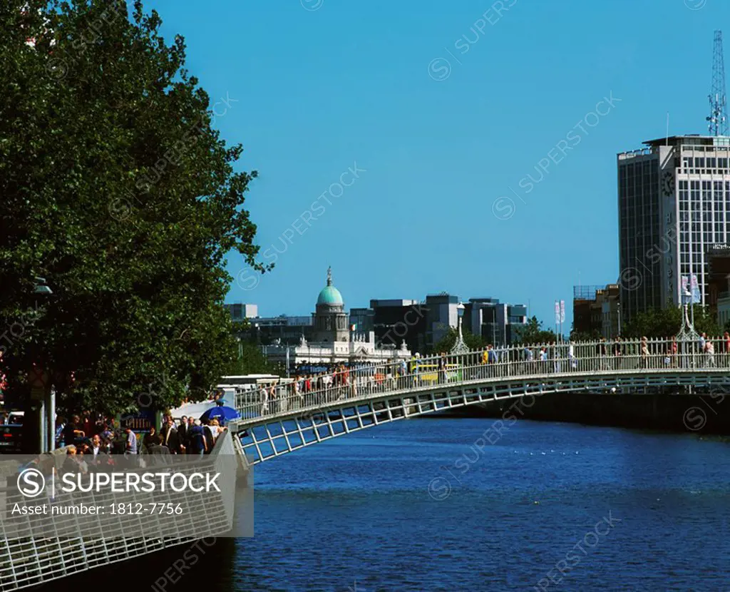 Dublin, Co Dublin, Ireland, Liffey Boardwalk and Ha´penny Bridge