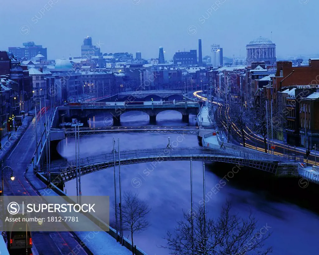 Dublin, Co Dublin, Ireland, River Liffey and Bridges
