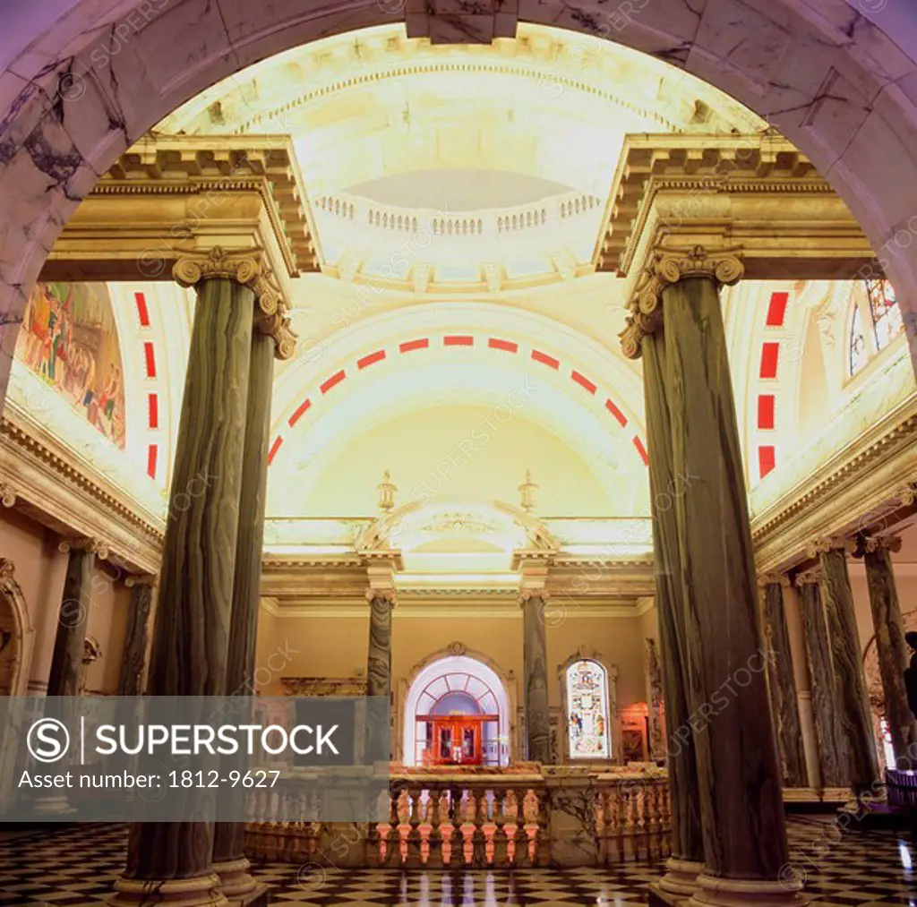 Belfast City Hall, Belfast, County Antrim, Ireland, Whispering gallery and dome