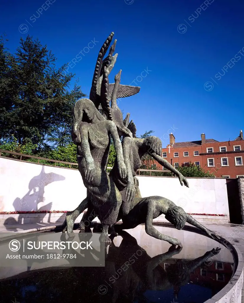 Children of Lir statue, Garden of Remembrance, Parnell Square, Dublin City, County Dublin, Ireland