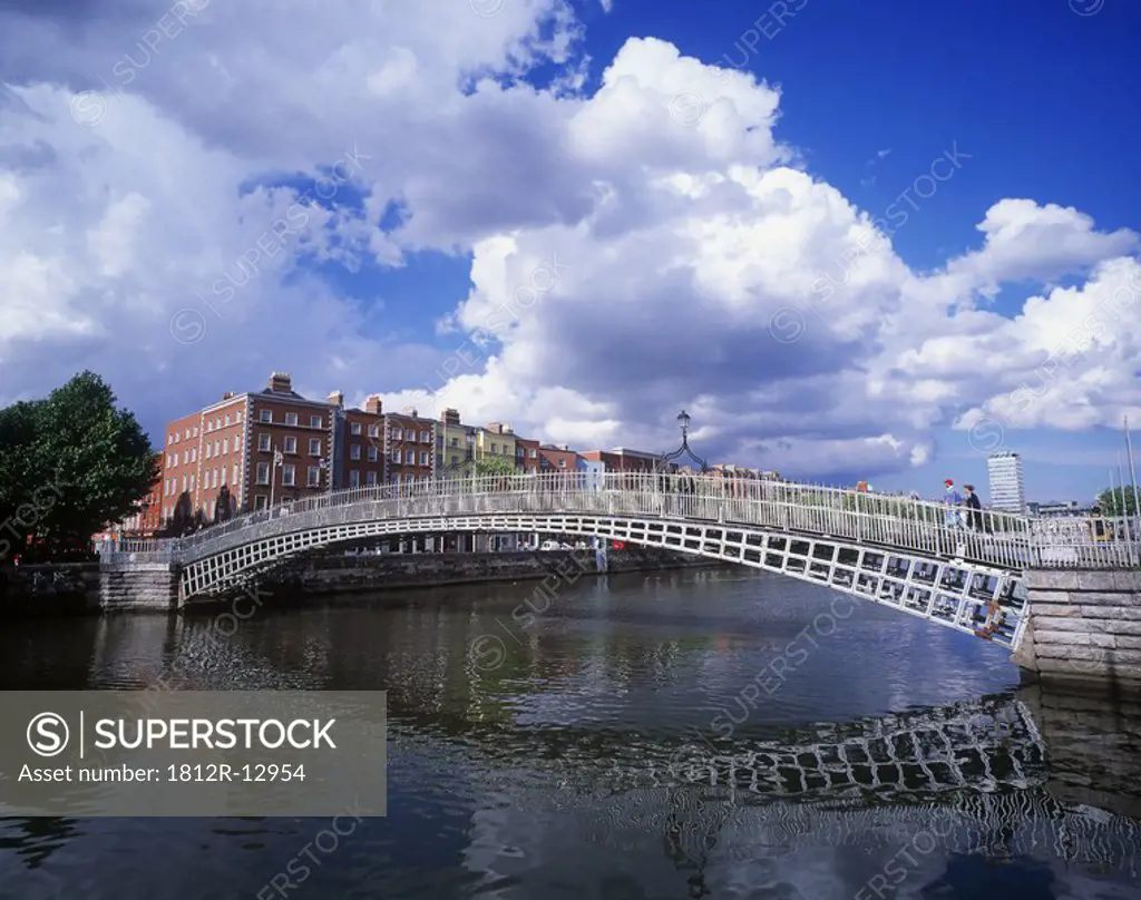 Ha´penny Bridge over the River Liffey in Dublin, Ireland