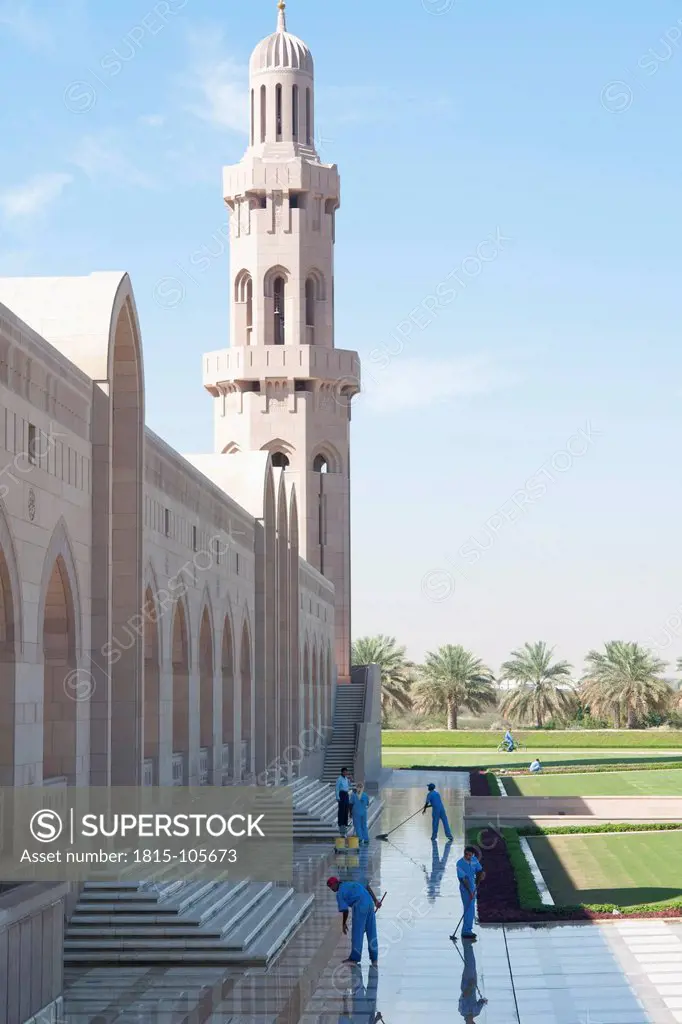 Oman, Cleaners cleaning Sultan Qaboos Grand Mosque