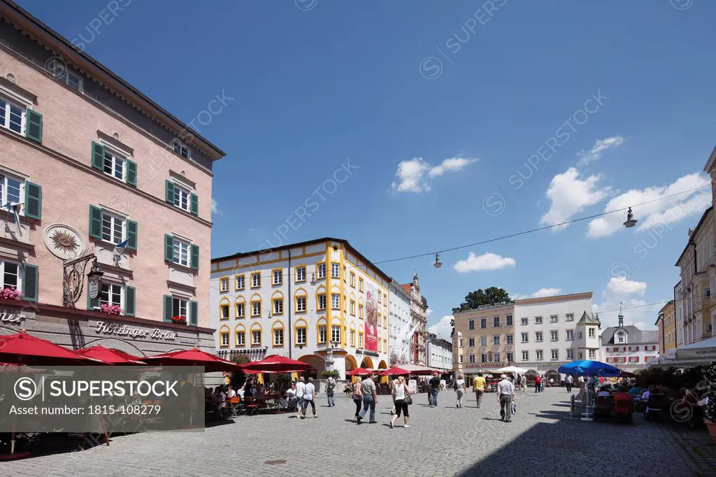 Germany, Bavaria, Upper Bavaria, Rosenheim, View of Max_Josefs_Platz square