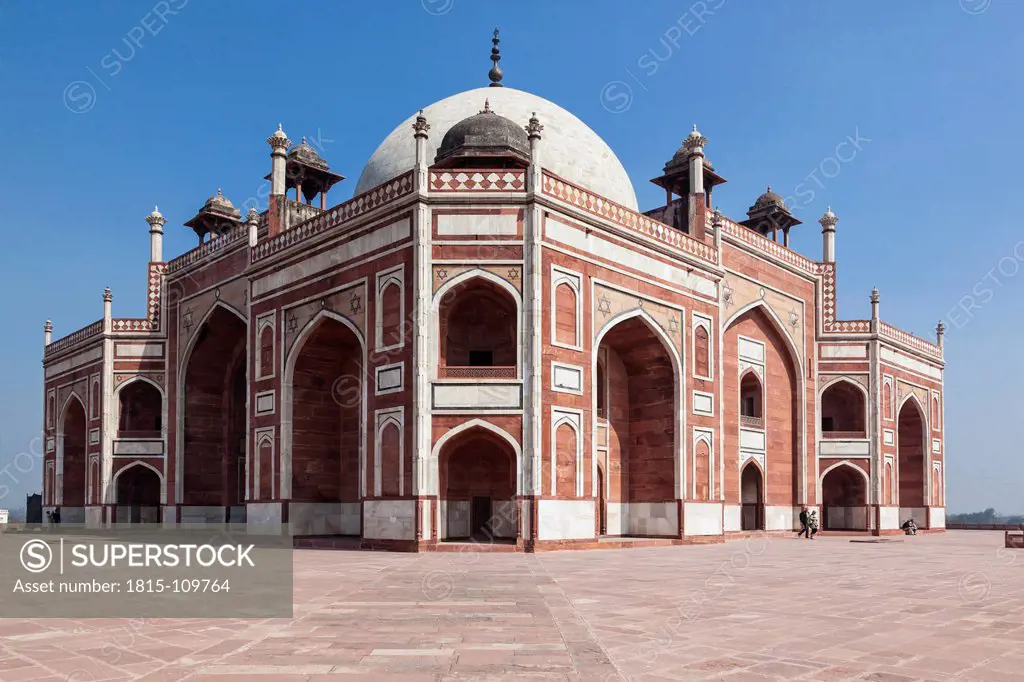 India, Delhi, View of Humayun´s Tomb