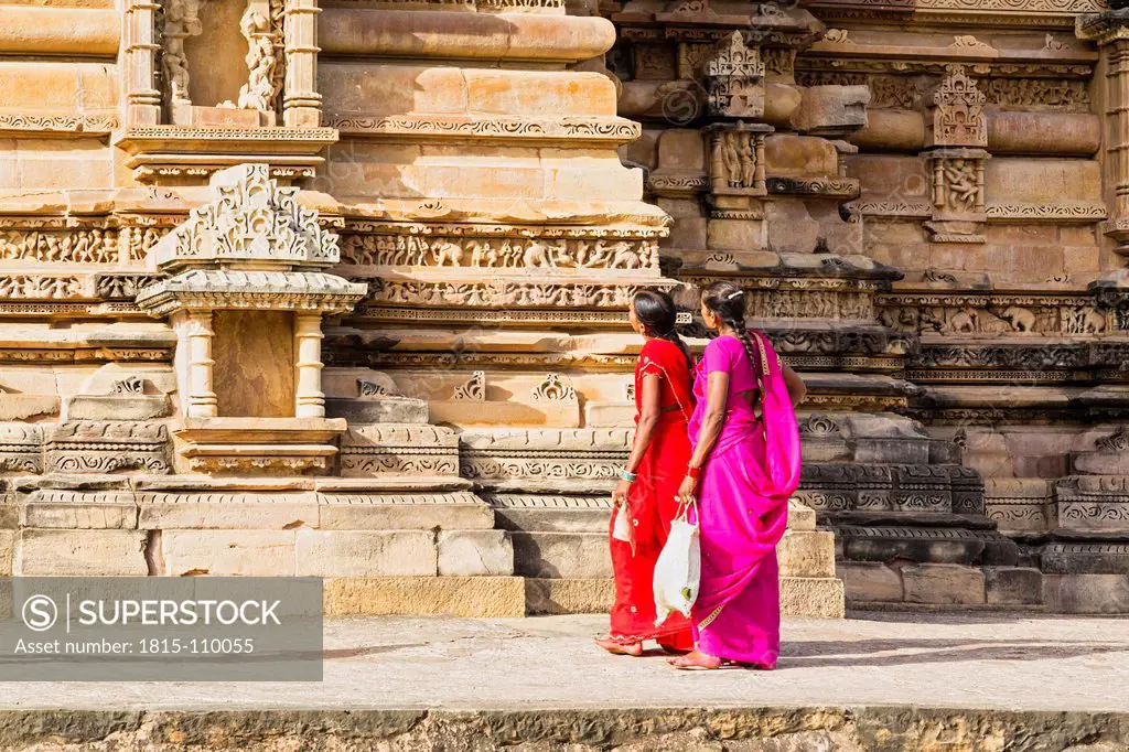 India, Madhya Pradesh, Womens visiting temple of Khajuraho Group of Monuments