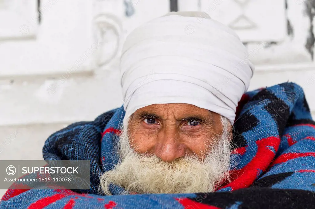 India, Punjab, Amritsar, Portrait of senior man