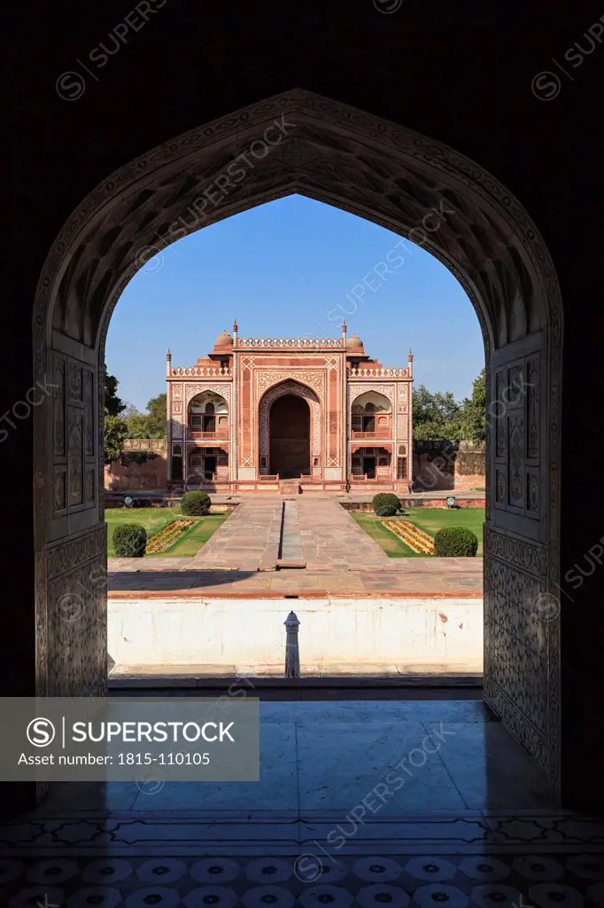 India, Uttar Pradesh, Agra, View of Tomb of Itimad_ud_Daulah