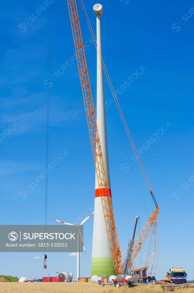 Germany, Saxony, Construction of wind turbine with crane