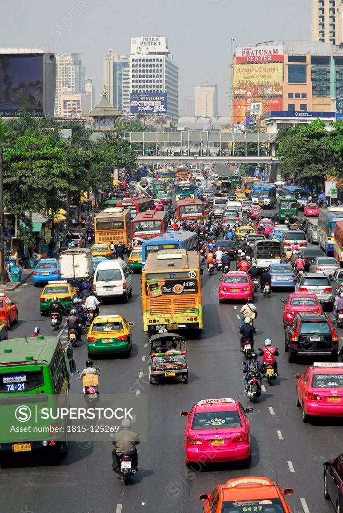 Thailand, Bangkok, Rush hour at Ratchadamri Road