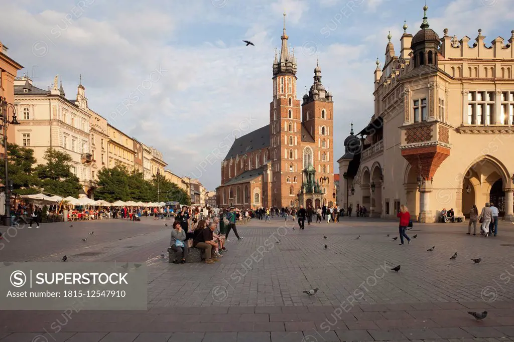 Poland, Krakow, Old Town, Main Market Square, St Mary Basilica