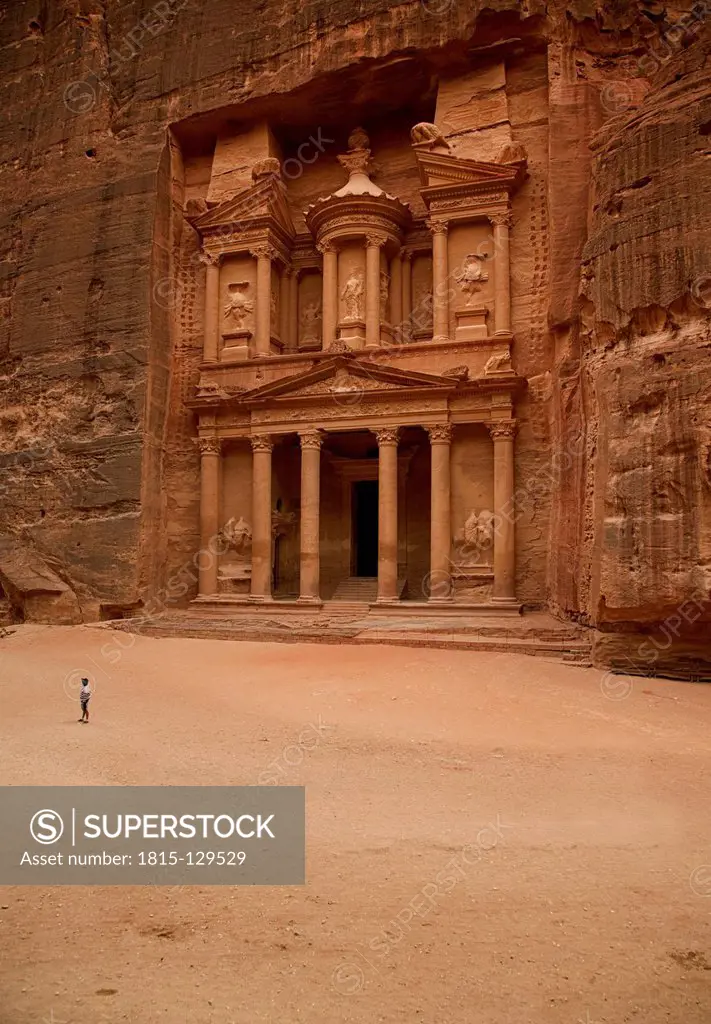 Jordan, Petra, View of stone temple