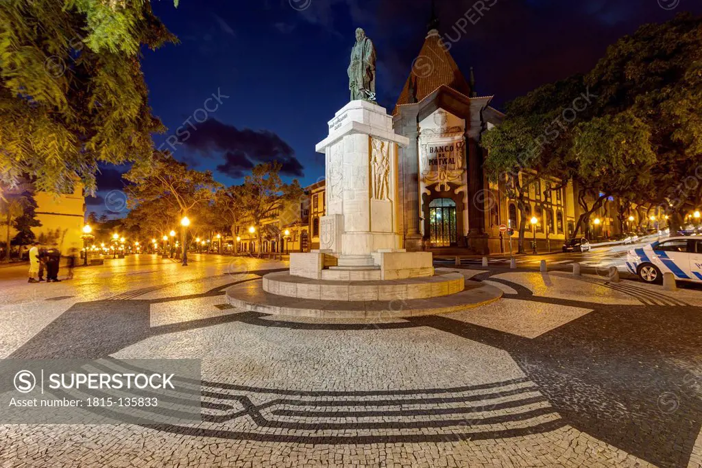 Portugal, Funchal, Banco de Portugal monument