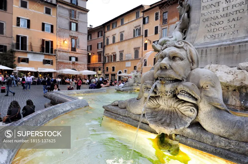 Italy, Rome, View of Fontana del Pantheon
