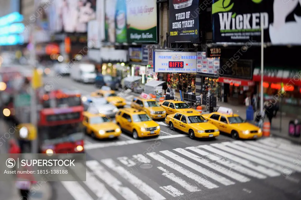 USA, New York State, New York City, Zebra crossing with yellow cabs