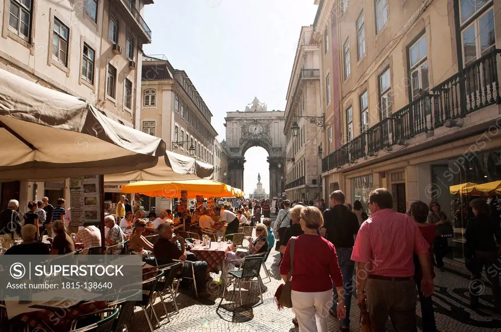 Portugal, Lisbon, People enjoying time at Praca do Comercio