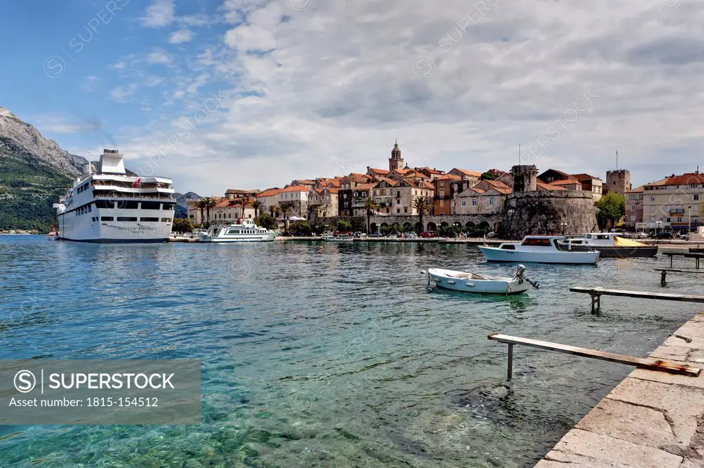Croatia, Dalmatia, View of Korcula harbour
