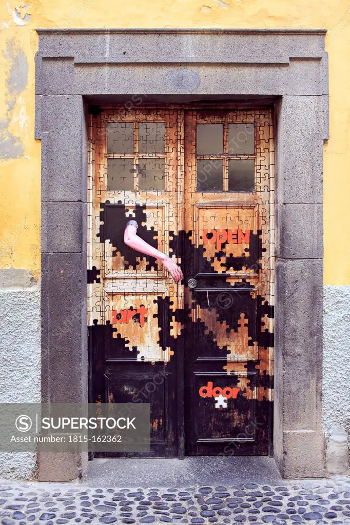 Portugal, Madeira, Funchal, painted door