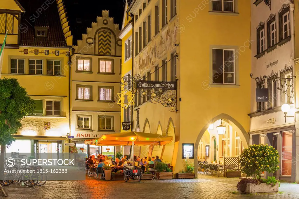 Germany, Bavaria, old town, Maximilianstrasse, Restaurant 'Zum Suenfzen'