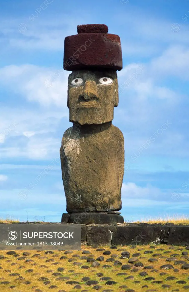 Moai with new eyes, Easter Islands