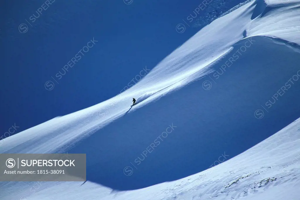 Lonely Snowboarder, Wetterstein, Tyrol, Austria