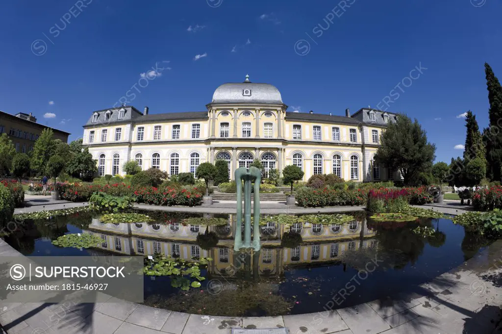 Germany, North Rhine-Westphalia, Bonn, Botanical garden with castle