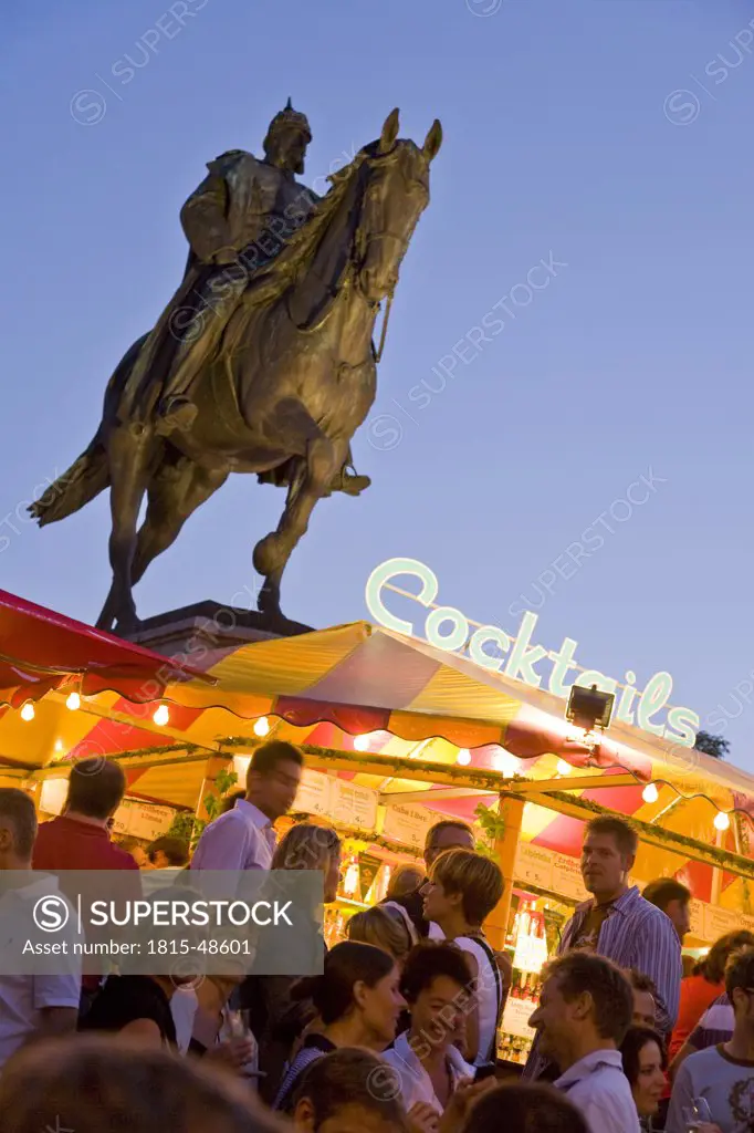 Germany, Baden-Württemberg, Stuttgart, Karlsplatz,Equestrian statue above fair (Fischmarkt)