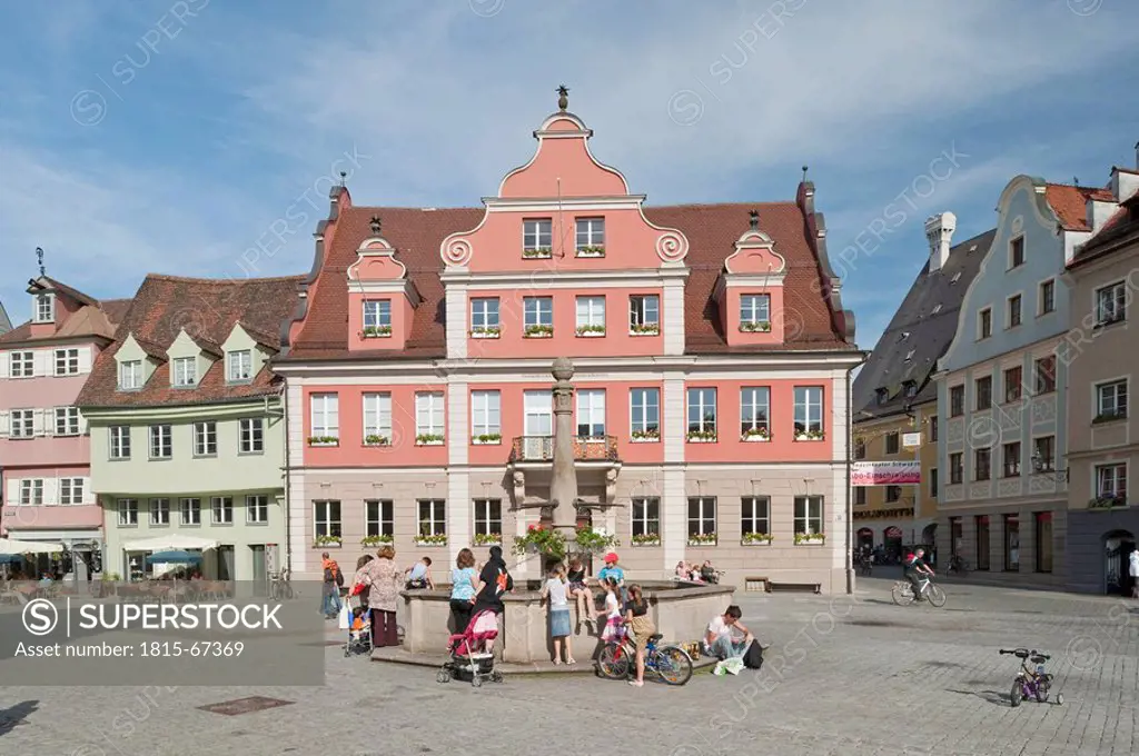 Germany, Bavaria, Allgaeu, Memmingen, Old town with market place