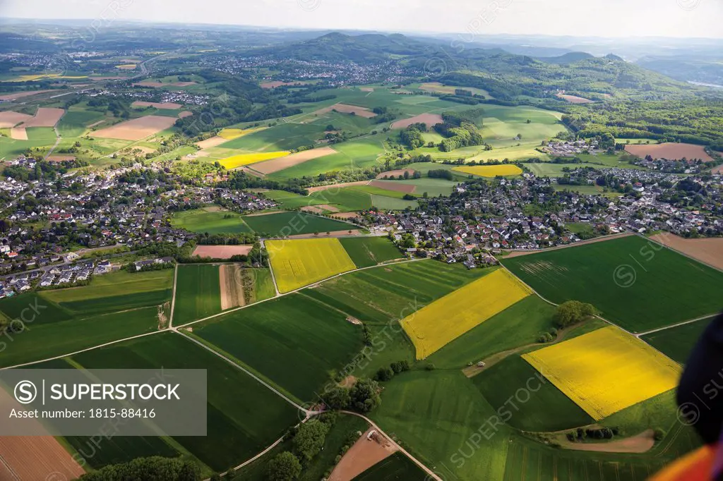 Europe, Germany, North Rhine_Westphalia, View of fields with Siebengebirge mountains in background