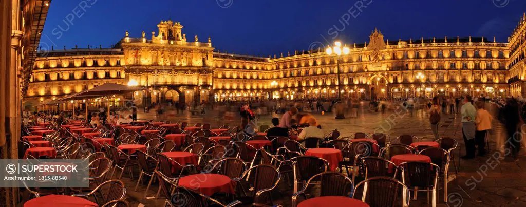 Europe, Spain, Castile and Leon, Salamanca, View of people near Plaza Mayor at night