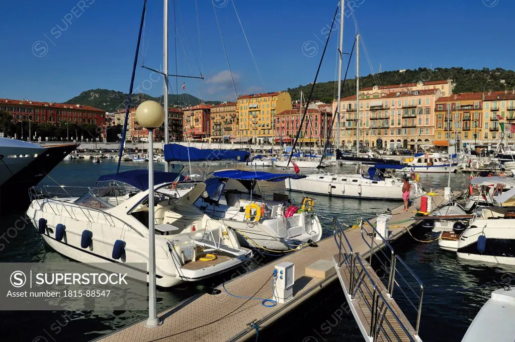 Europe, France, Provence, Alpes Maritimes, Cote d´Azur, Nice, View of harbour with moored yatches