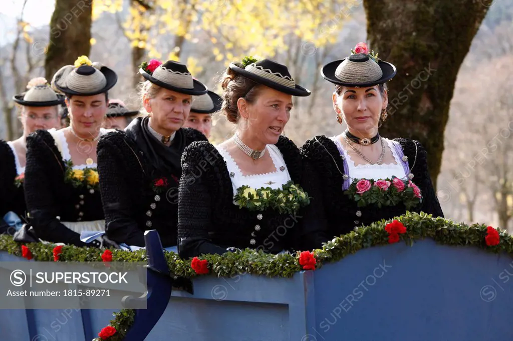 Germany, Bavaria, Upper Bavaria, Women at leonhardifahrt