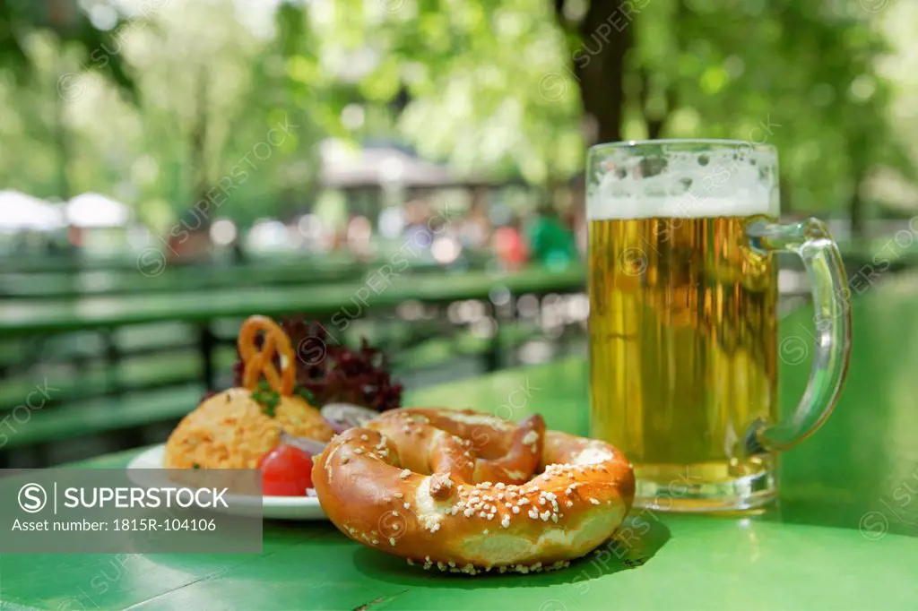 Germany, Bavaria, Munich, Vegetarian dish with mug of beer, close up