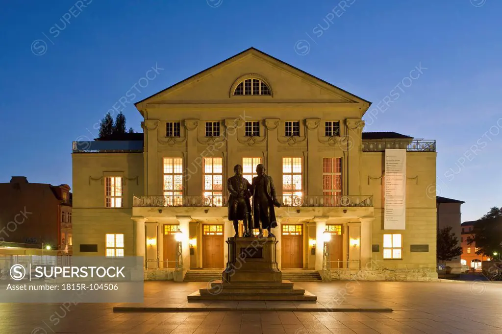 Germany, Thuringia, Weimar, View of monument in front of German National Theatre
