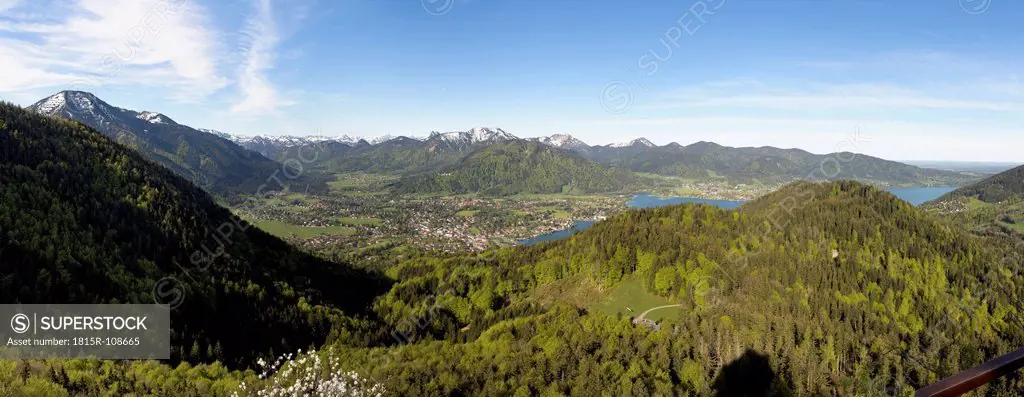 Germany, Bavaria, View of Rottach Egern at Lake Tegernsee
