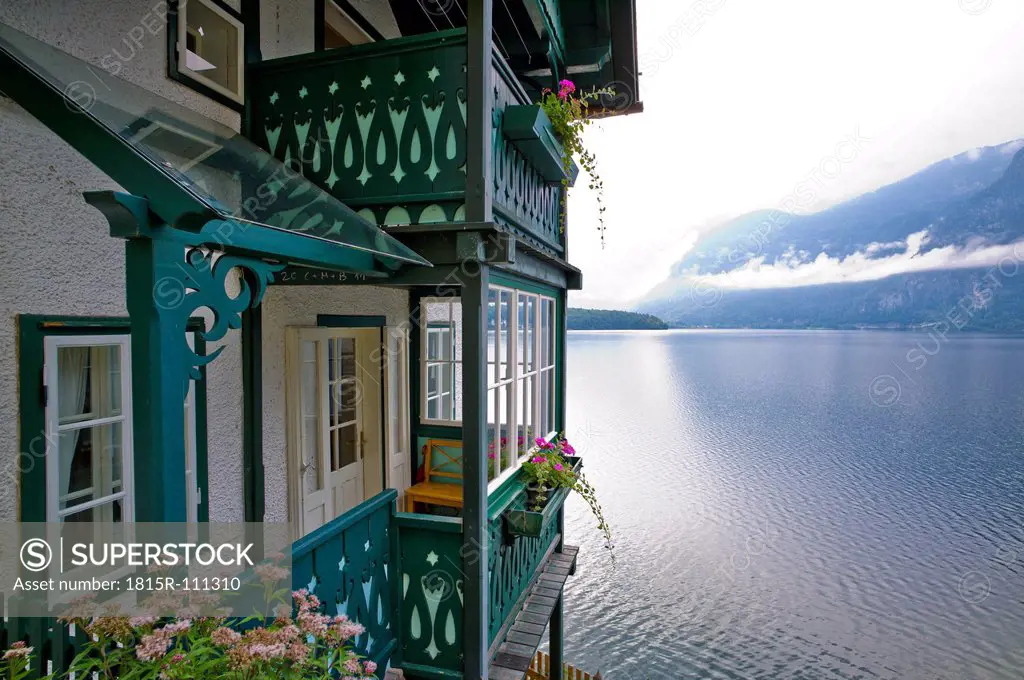 Austria, Upper Austria, View of house near Hallstatt Lake
