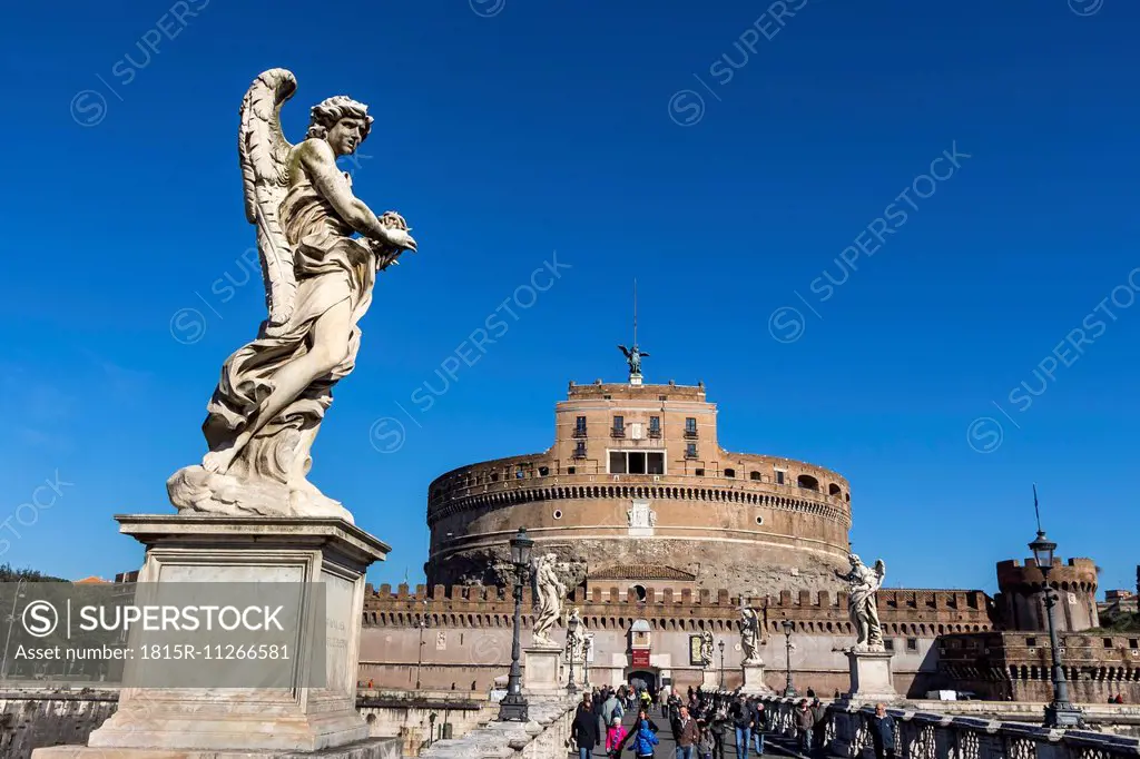Italy, Rome, Castel Sant'Angelo with Ponte Sant'Angelo