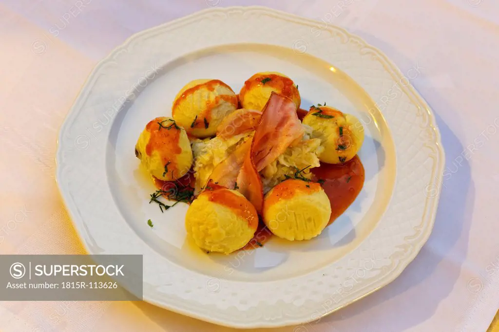 Austria, Upper Austria, Dumplings in plate on table