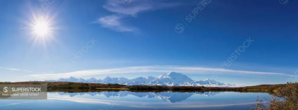 USA, Alaska, View of Mount McKinley and Alaska Range at Denali National Park