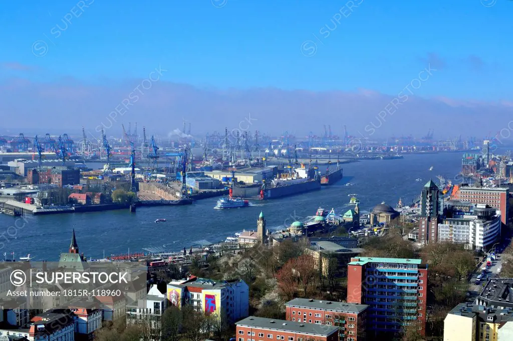 Germany, Hamburg, View of skyline and harbour