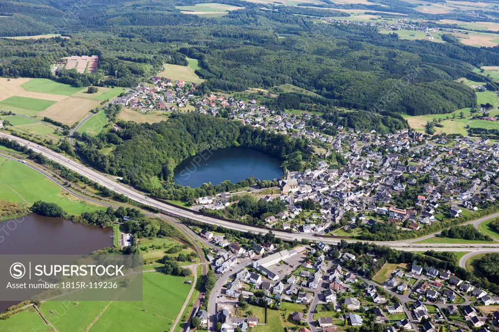 Europe, Germany, Rhineland Palatinate, View of Jungfer Pond and Ulmener Maar