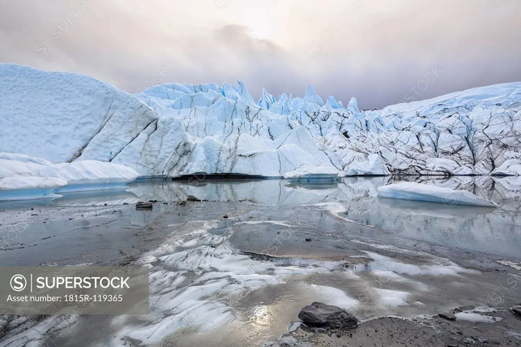 USA, Alaska, View of Matanuska Glacier Mouth